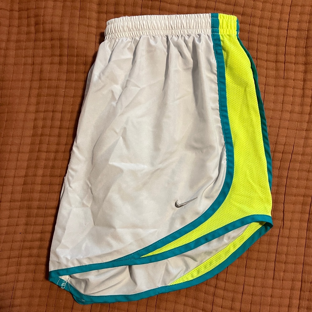Nike Tempo running short